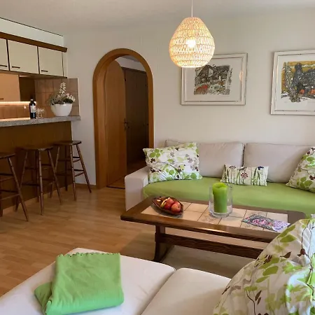 Apartamento Cadras *