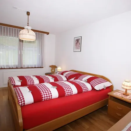 Apartment Cadras